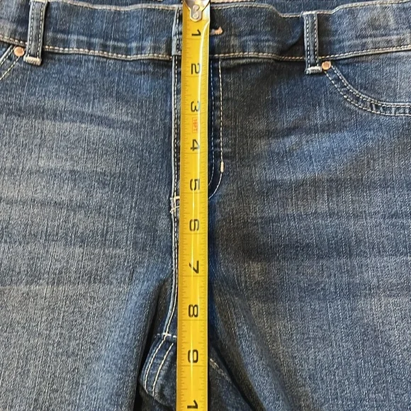 New Jordache denim lace shorts - Picture 10 of 16